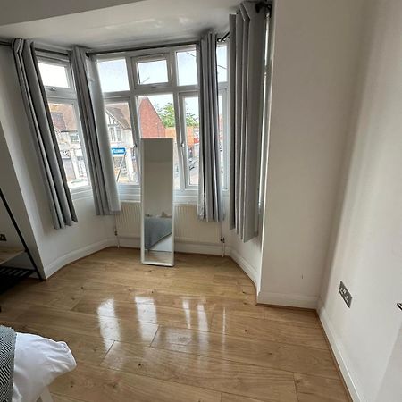 Central & Cozy 3Br Apt - High Chair - Free Parking London Exterior foto