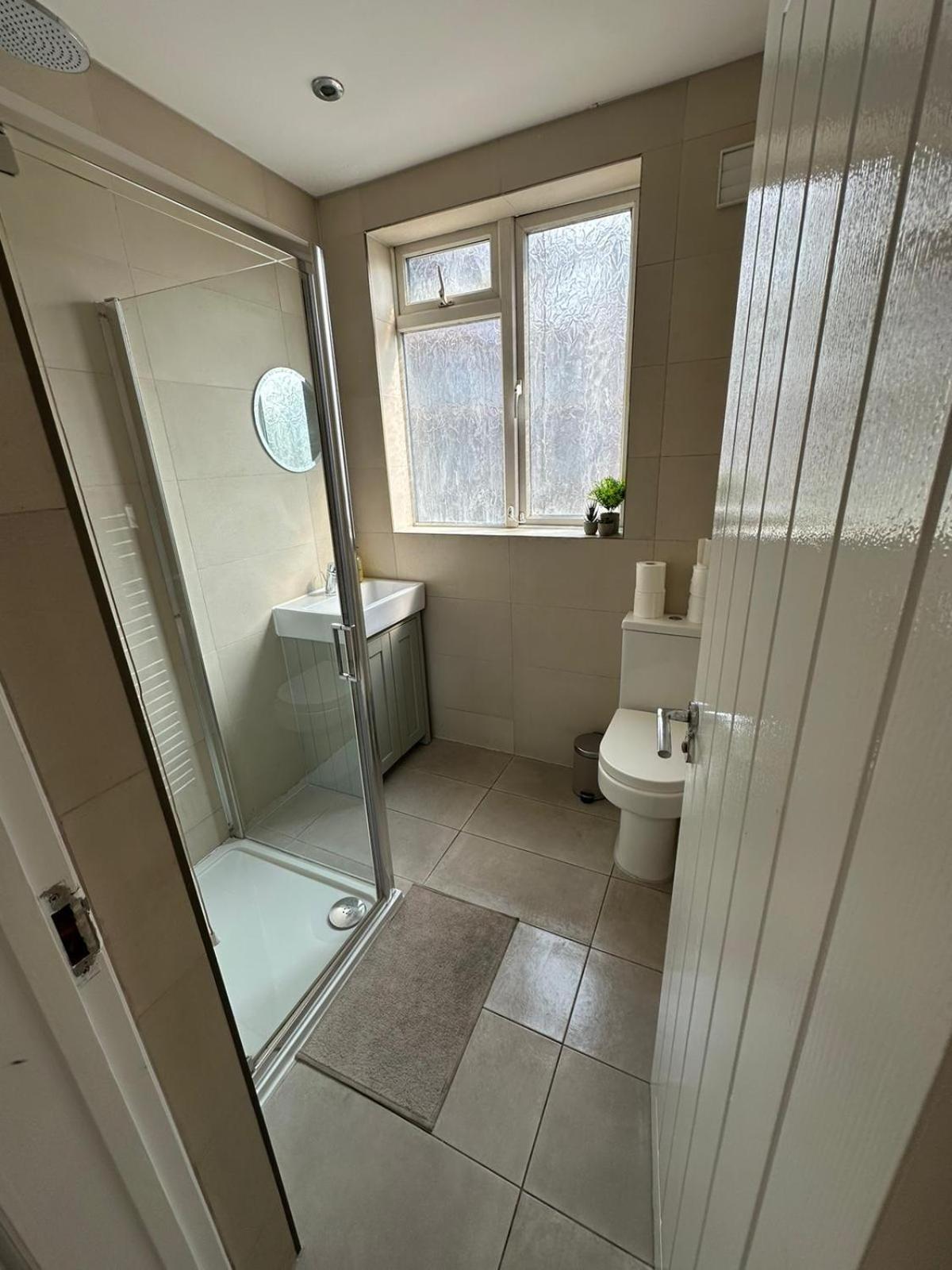 Central & Cozy 3Br Apt - High Chair - Free Parking London Exterior foto